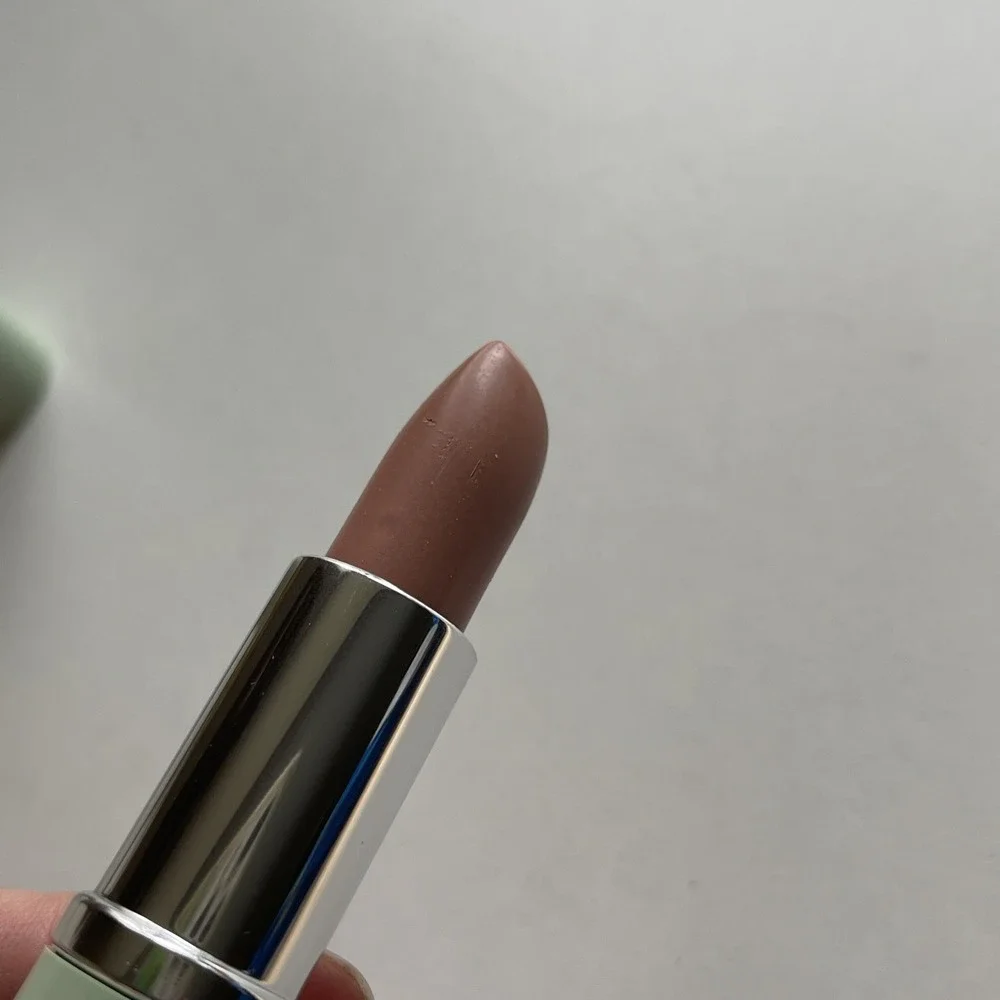 CLINIQUE Different Lipstick‎ LIPBLUSH in Green Tube Discontinued .14 oz Fullsize